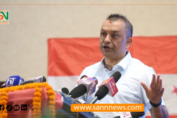 टाढिएका मतदाता फर्काउन घरदैलो संवाद अभियान चलाऔँ : गगन थापा