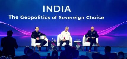 बहुपक्षीयताबाट क्षेत्रीय सहकार्यतर्फको यात्रा : अर्थमन्त्री वाग्ले र भारतीय विदेशमन्त्री जयशंकरबीच रोचक प्रश्नोत्तर